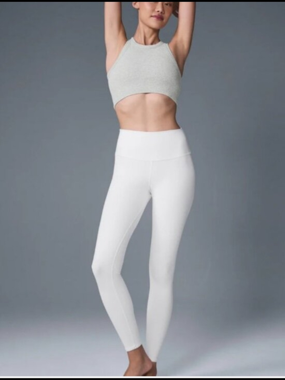 ALO Yoga White High-Waist Leggings — Clean Classic